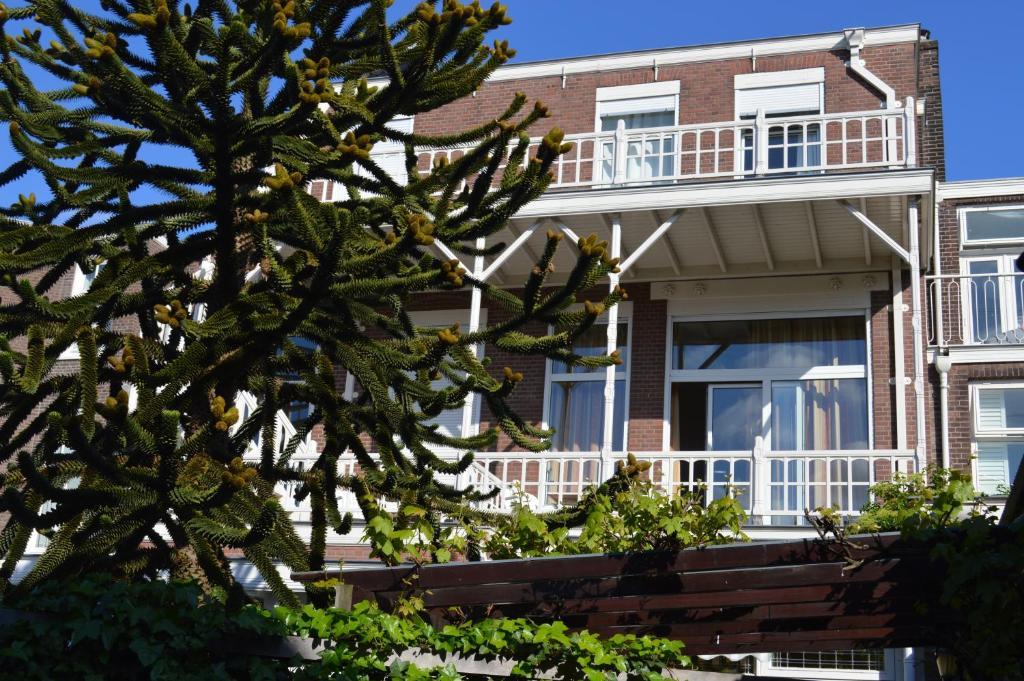 Hotel Villa Margaretha Rijswijk Esterno foto